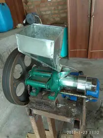 Станок для производства кукурузных палочек