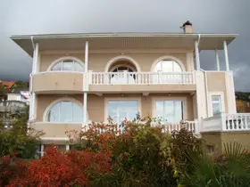 Отдых, размещение бригад на южном берегу Крыма (г. Ялта)