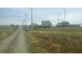 земельный  участок  обменяю на машину или предлагайте ваши варианты